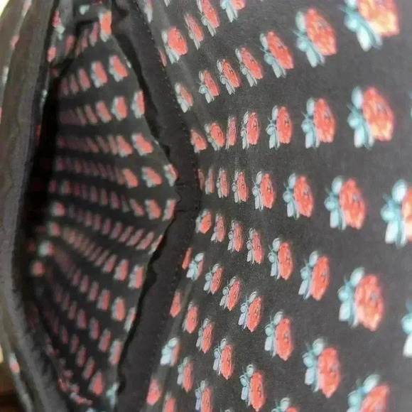 Vera Bradley Rose print Crossbody - Picture 7 of 8